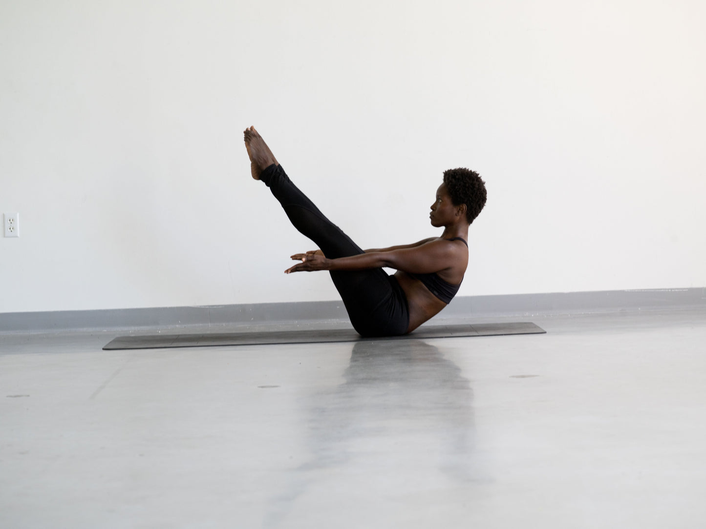 Private Pilates Session (FIRST TIME SPECIAL)
